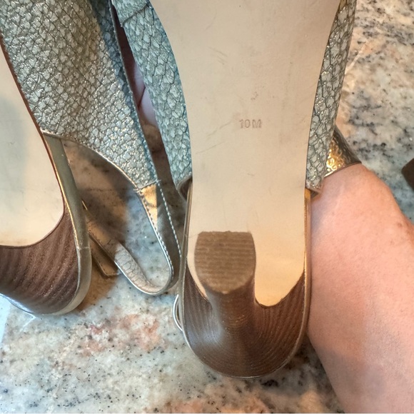 Guess stilleto slingback heels. Very pretty sage and gold colored. Size 10 - Picture 12 of 16